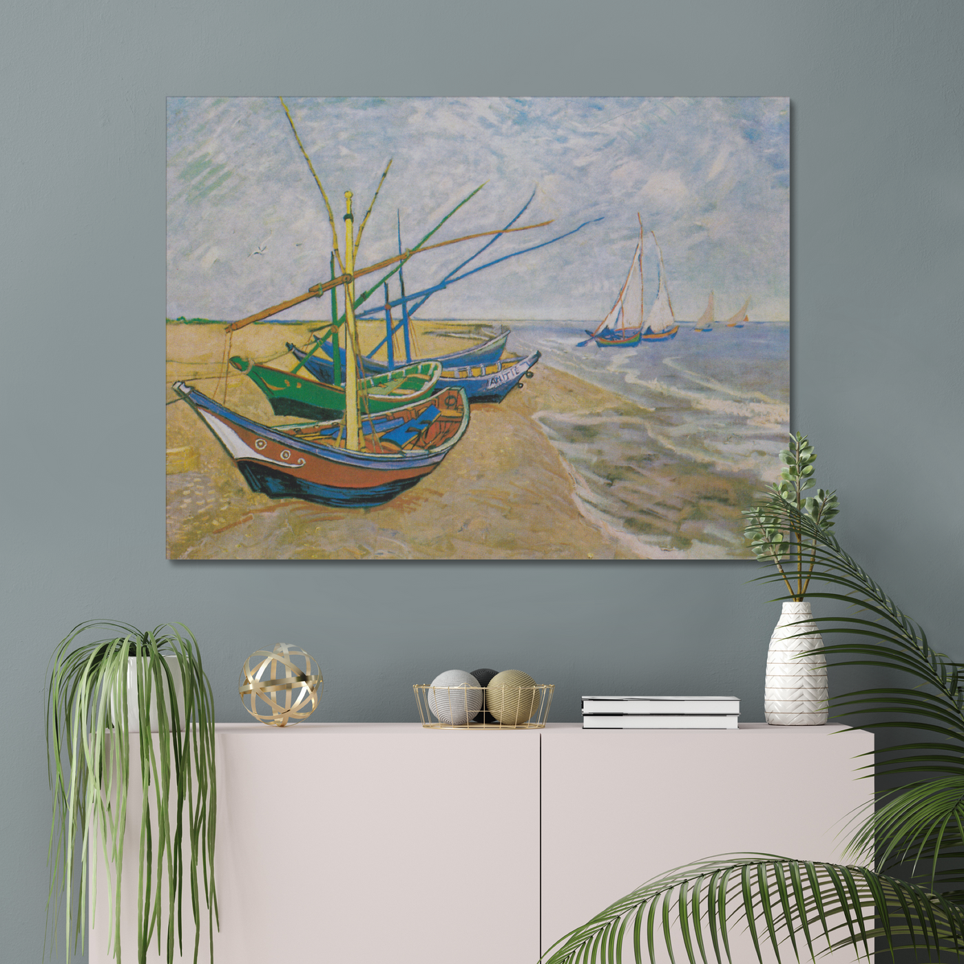 VAN GOGH BOATS AT SAINTES MARIES